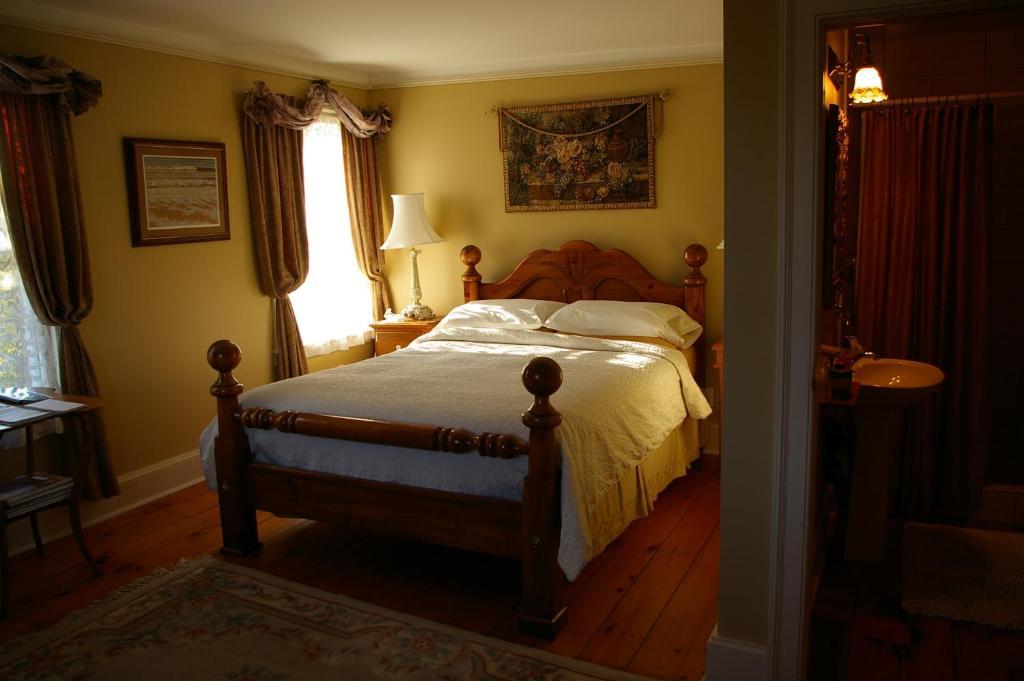 Royal Manor Bed & Breakfast Niagara-on-the-Lake Bilik gambar